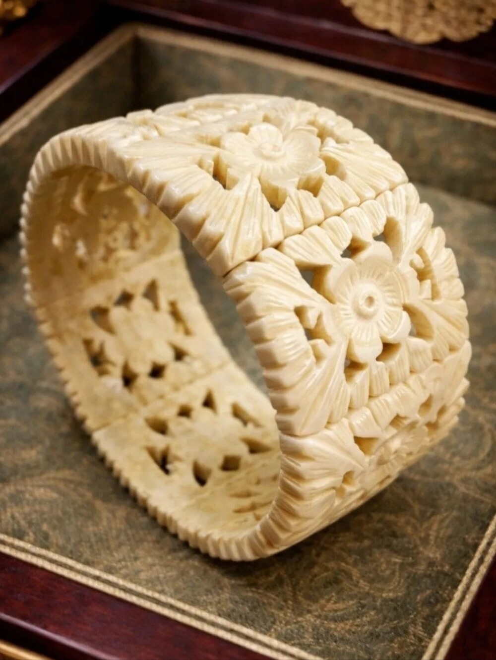 Vintage Asian Carved Bone Floral Stretch Bracelet Cuff